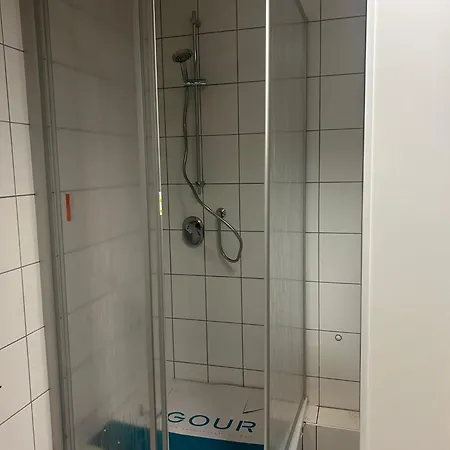 Zimmervermietung Conny - Monteurzimmer - * Elsterwerda